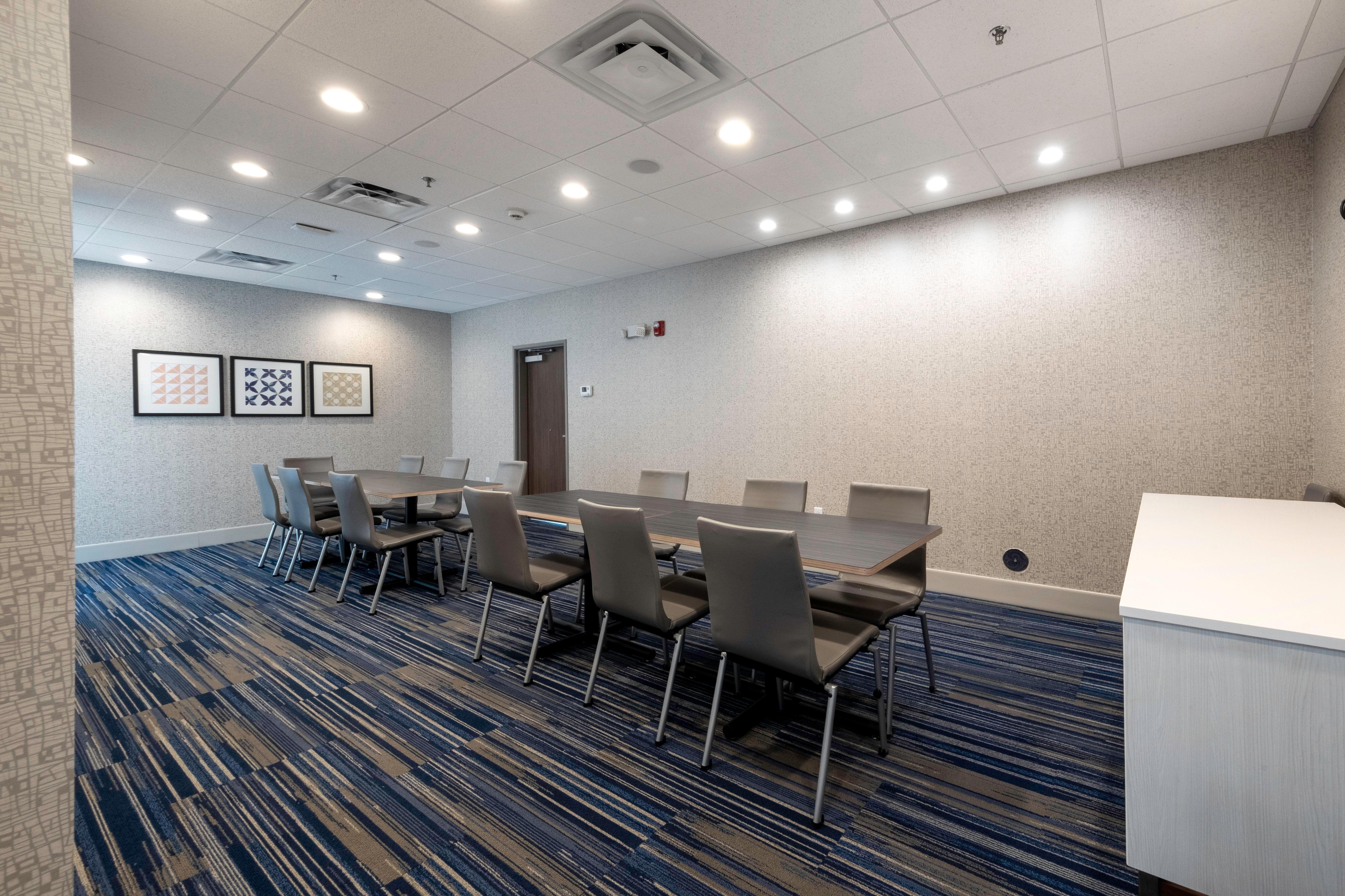 Holiday Inn Express & Suites - Staunton By Ihg Luaran gambar